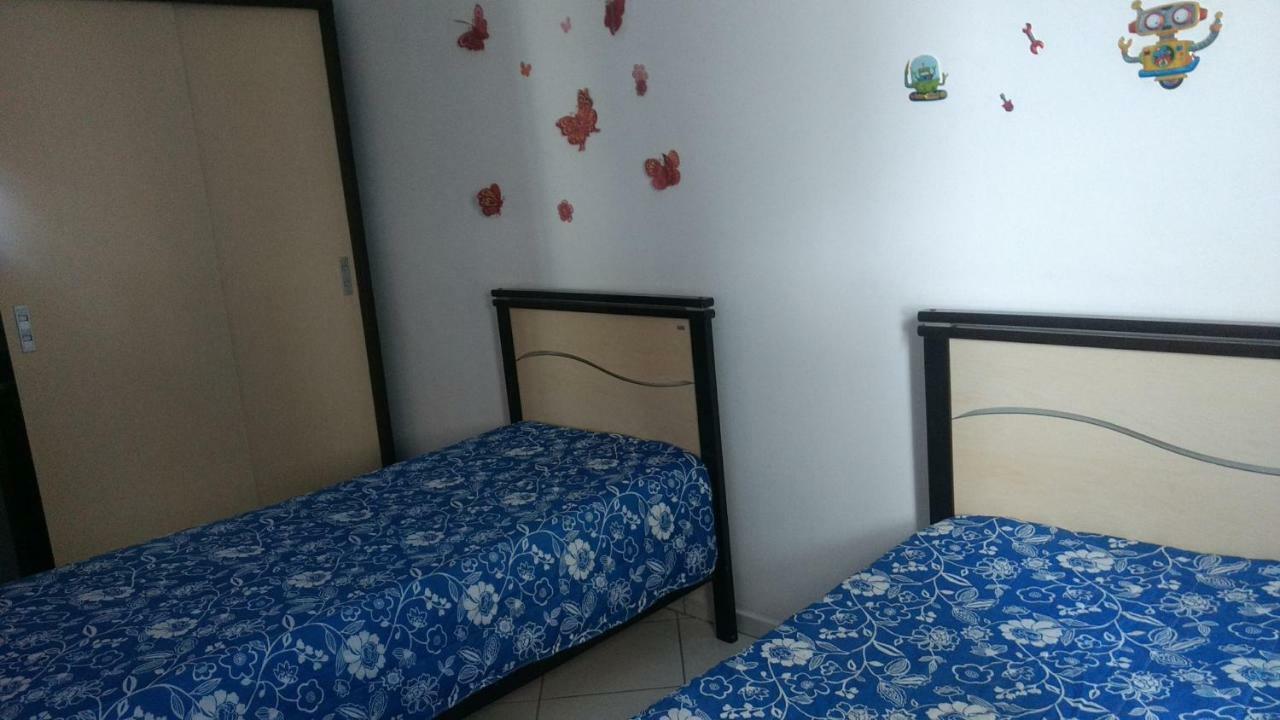 Belo Apartamento Com Vistas Para O Mar - Pe Na Areia - Churrasqueira Na Varanda Praia Grande  Bagian luar foto